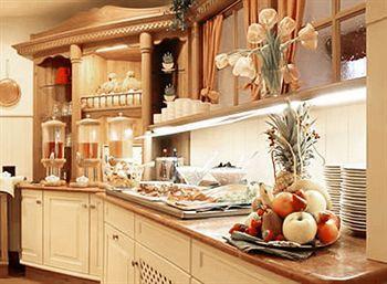 Hotel Alpen 5*